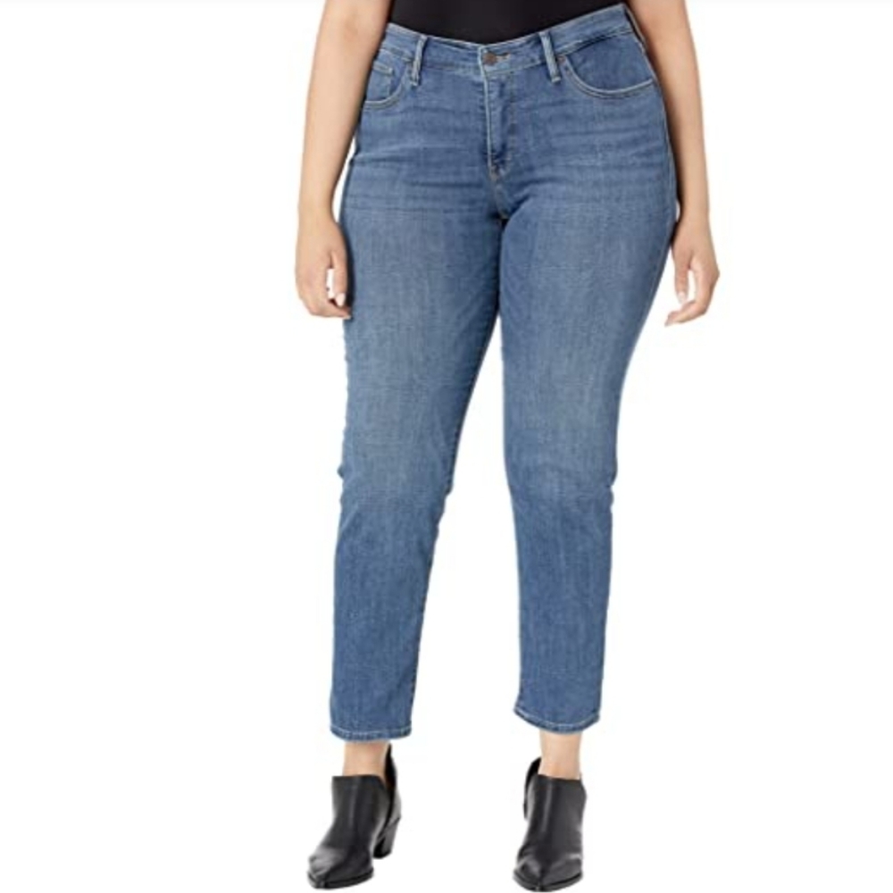 Levis boy friendo jeans